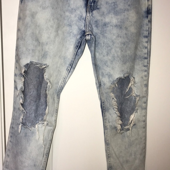Forever 21 faded ripped jeans - Picture 3 of 4